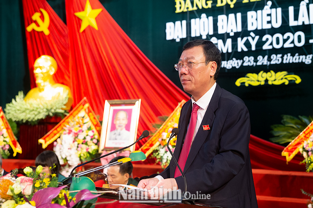Đồng chí Đoàn Hồng Phong, Ủy viên Ban Chấp hành Trung ương Đảng, Bí thư Tỉnh ủy Nam Định khóa XIX được bầu tái cử chức danh Bí thư Tỉnh ủy Nam Định khóa XX.