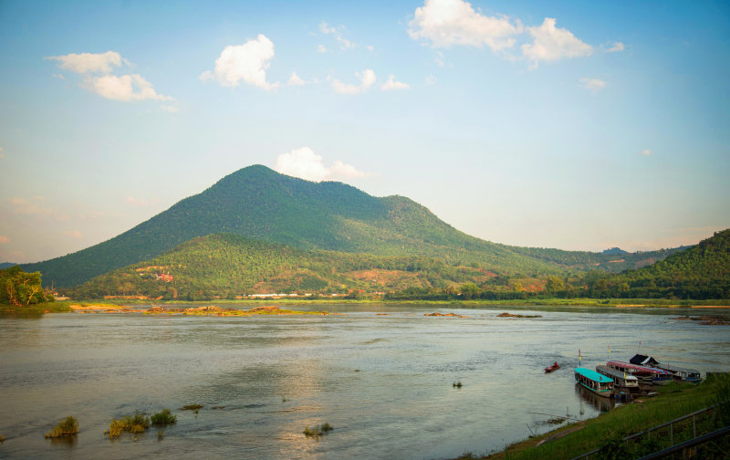 Sông Mê Kông ở Chiang Khan, Thái Lan. (Ảnh: Engdao Wichitpunya/Alamy)