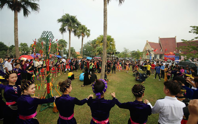 Ảnh: Làng Văn hóa-Du lịch các dân tộc Việt Nam