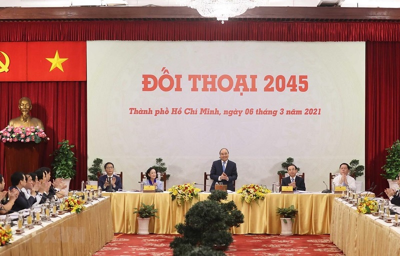 Thủ tướng Nguyễn Xuân Phúc chủ trì cuộc “Đối thoại 2045.”
